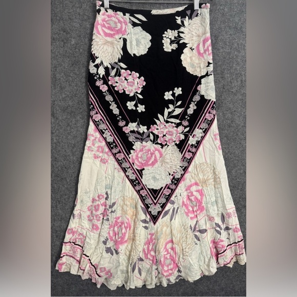 Free People Asymmetrical Skirt in Black and Pink Floral - Picture 4 of 13